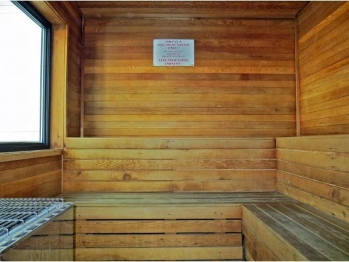 Free Silver Dollar City & Other Attraction Tickets! Spacious, Great Location, Indoor & Outdoor Pools Branson Exterior photo